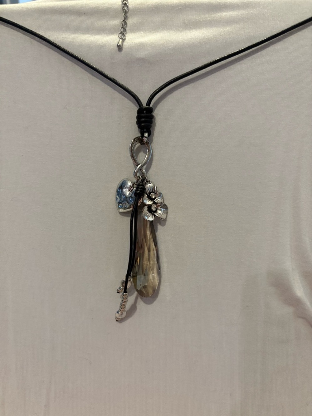 Silver Floral Teardrop Pendant Necklace in Black and Champagne